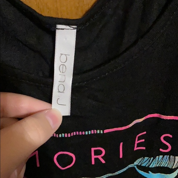 Memories Quote Muscle Top - Picture 2 of 3